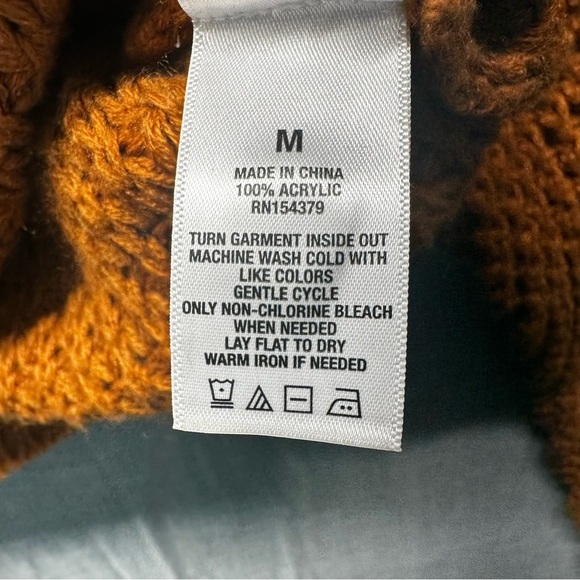 Aeropostale M Rust Orange Cropped Henley Knit Sweater - Picture 3 of 8